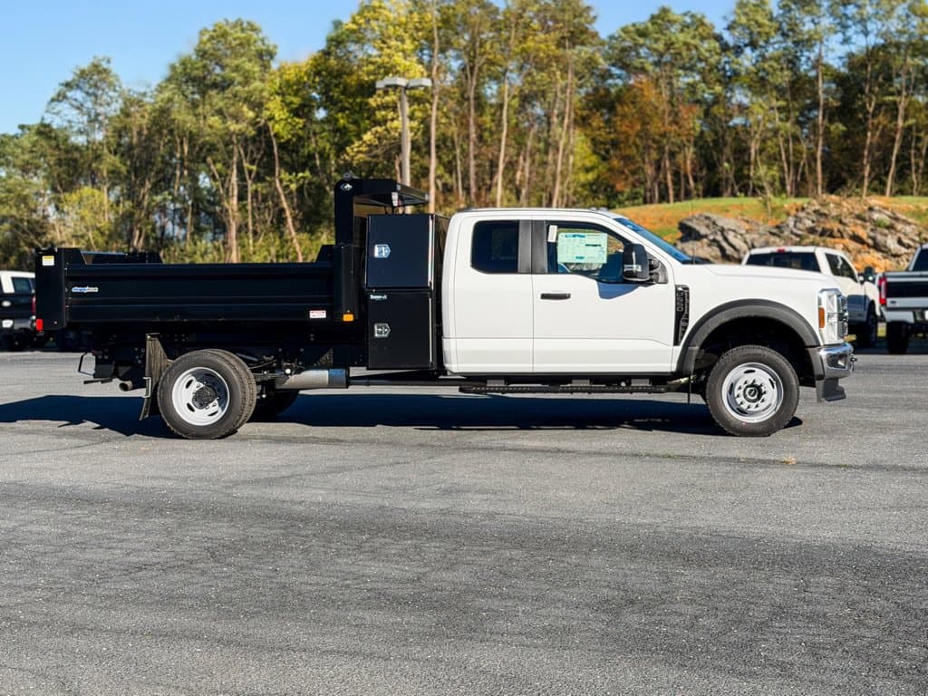 2027 Ford F-550SD XL Photo in Waynesboro VA 22980