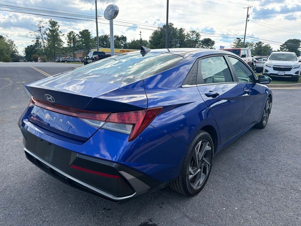 2025 Hyundai Elantra SEL Convenience Photo in Waynesboro VA 22980