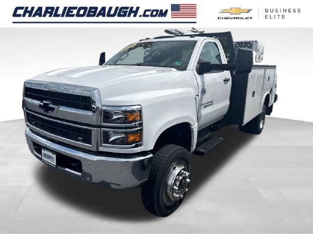 2024 Chevrolet Silverado 6500HD 1WT Photo in Staunton VA 24401