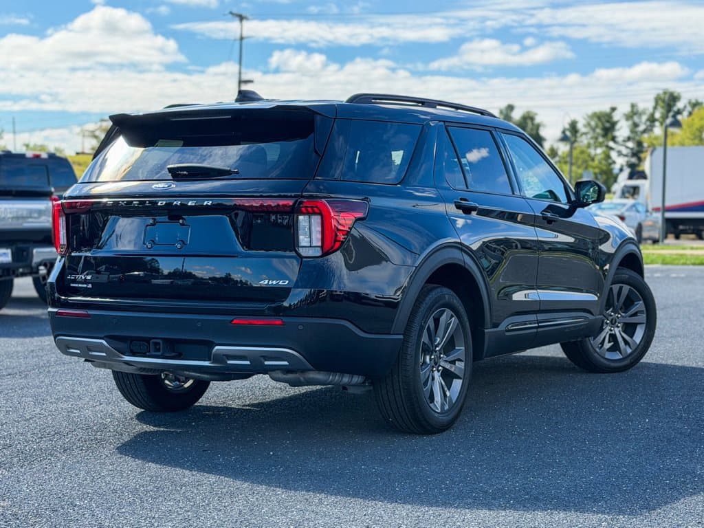 2026 Ford Explorer Active Photo in Waynesboro VA 22980