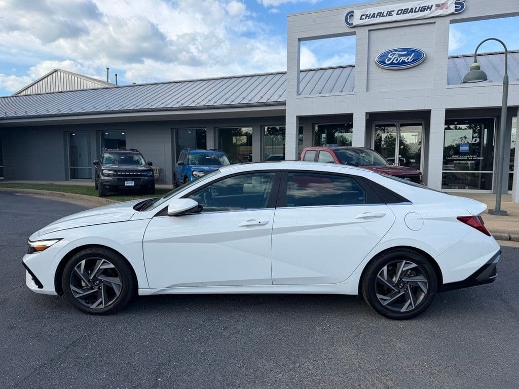 2025 Hyundai Elantra SEL Convenience Photo in Waynesboro VA 22980