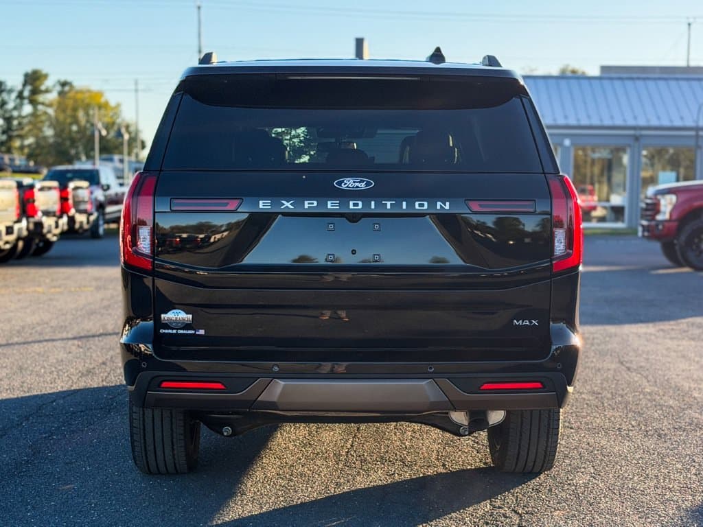 2027 Ford Expedition Max King Ranch Photo in Waynesboro VA 22980