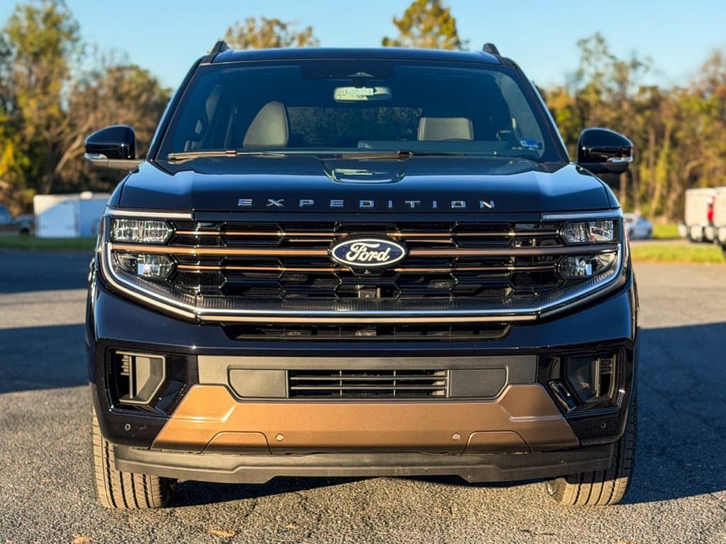 2027 Ford Expedition Max King Ranch Photo in Waynesboro VA 22980