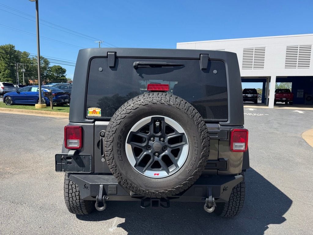 2017 Jeep Wrangler Unlimited Sport Photo in Waynesboro VA 22980