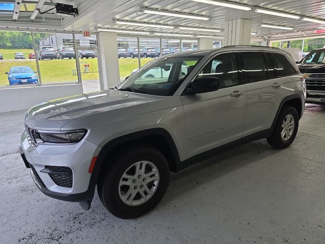 2023 Jeep Grand Cherokee Laredo Photo in Staunton VA 24401