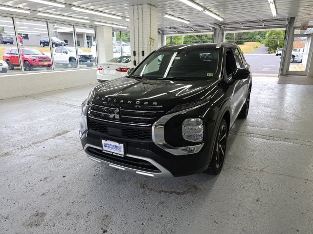 2024 Mitsubishi Outlander SEL Photo in Staunton VA 24401