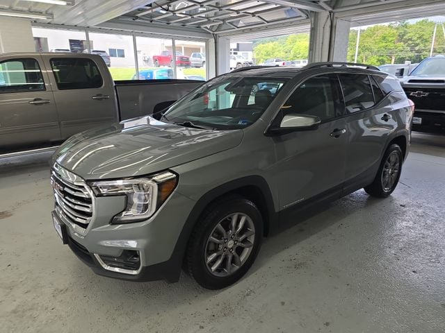 2023 GMC Terrain SLT Photo in Staunton VA 24401