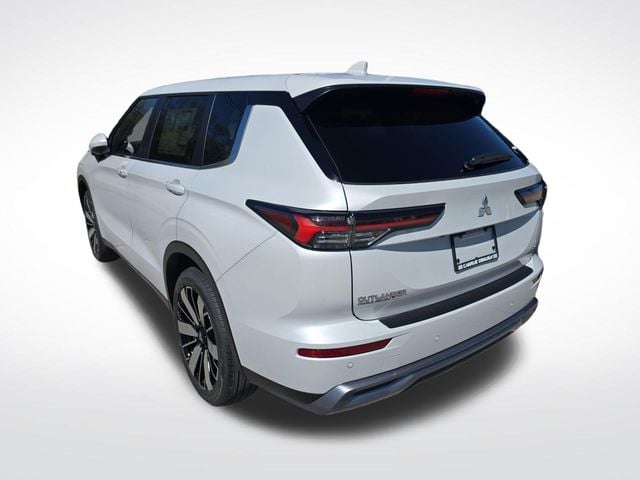 2026 Mitsubishi Outlander SE Photo in Staunton VA 24401
