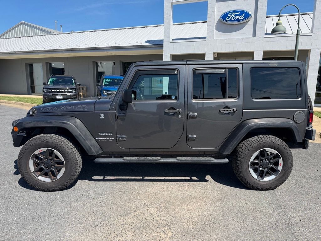 2017 Jeep Wrangler Unlimited Sport Photo in Waynesboro VA 22980