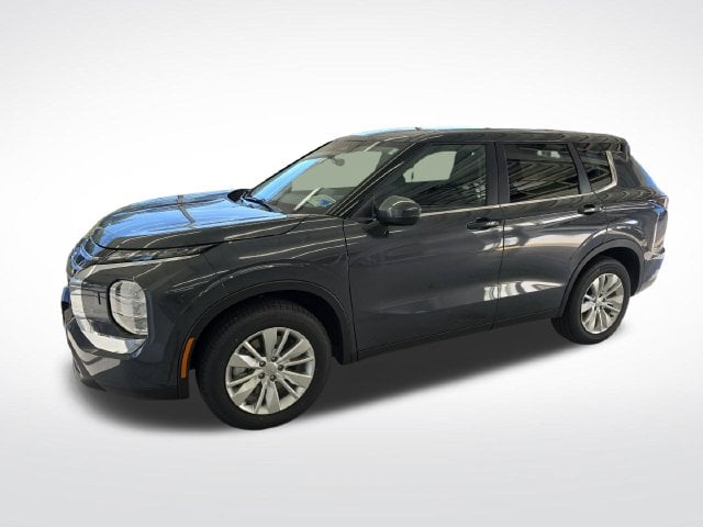2026 Mitsubishi Outlander ES Photo in Staunton VA 24401