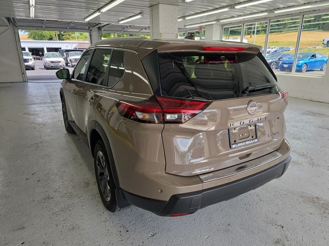 2024 Nissan Rogue SV Photo in Staunton VA 24401