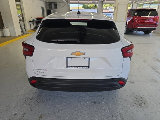 2025 Chevrolet Trax LS Photo in Staunton VA 24401