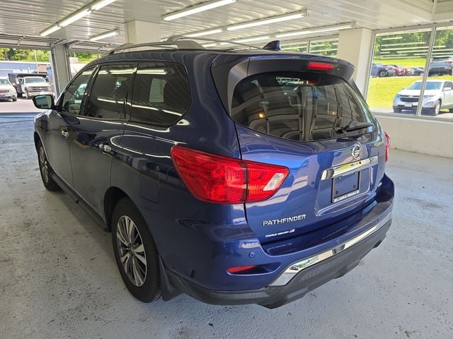 2019 Nissan Pathfinder S Photo in Staunton VA 24401
