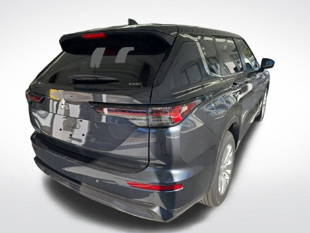 2026 Mitsubishi Outlander ES Photo in Staunton VA 24401