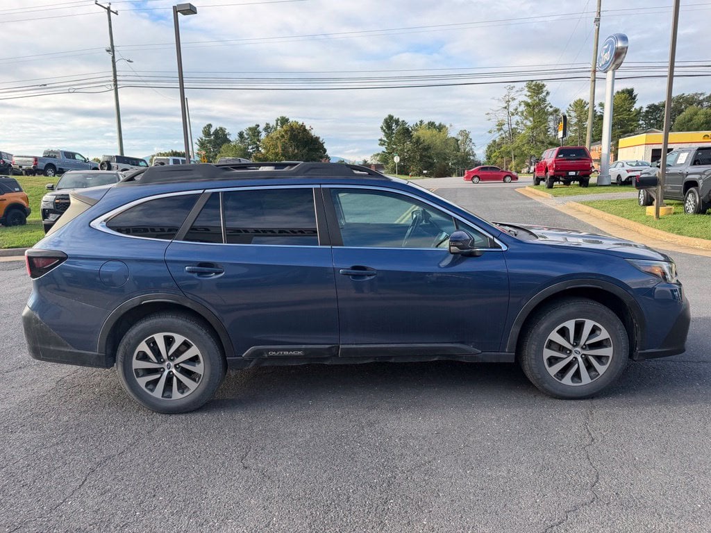 2020 Subaru Outback Premium Photo in Waynesboro VA 22980