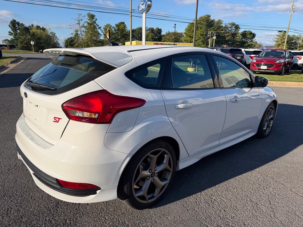 2018 Ford Focus ST Photo in Waynesboro VA 22980