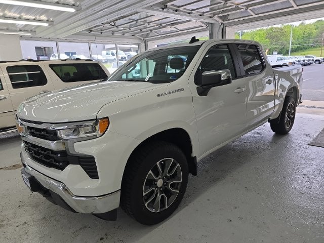2024 Chevrolet Silverado 1500 LT Photo in Staunton VA 24401