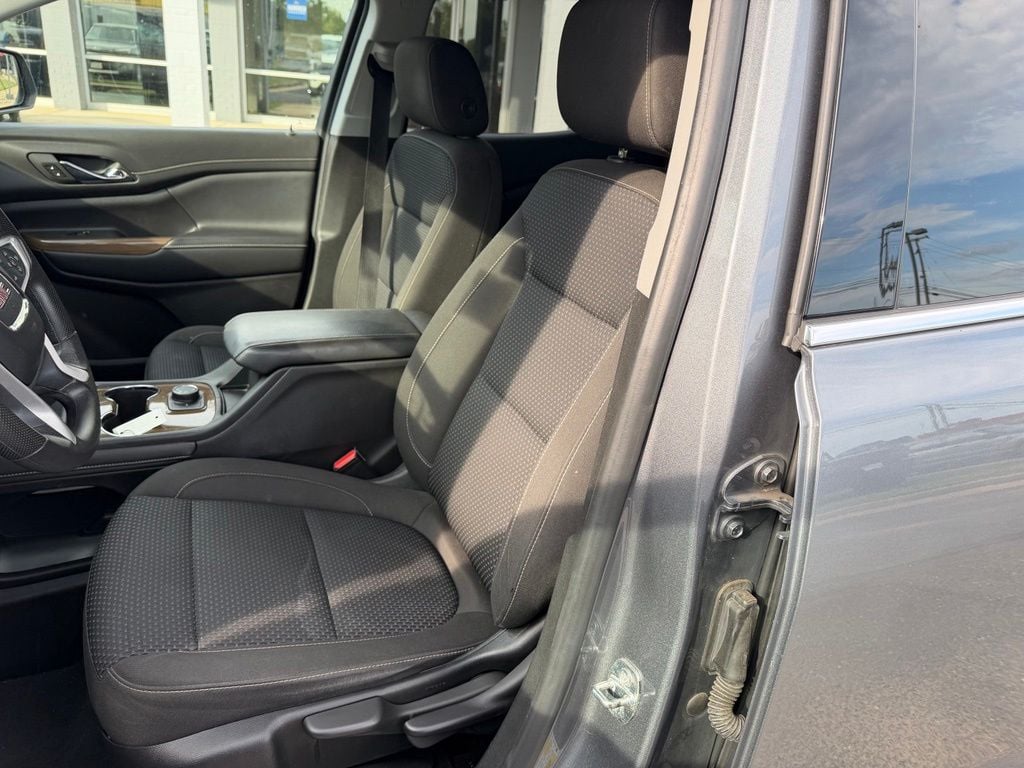 Pre-Owned 2021 GMC Acadia SLE - photo - 8
