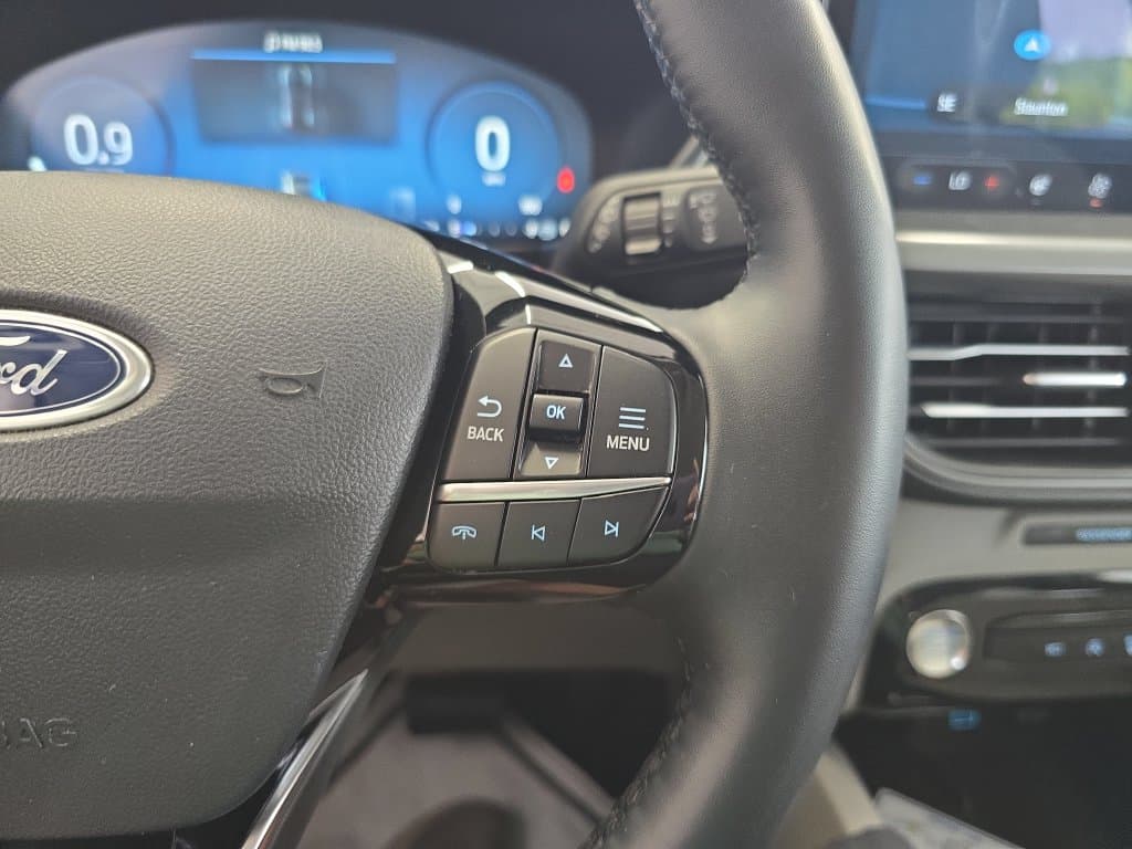 Pre-Owned 2023 Ford Escape Active - photo - 17