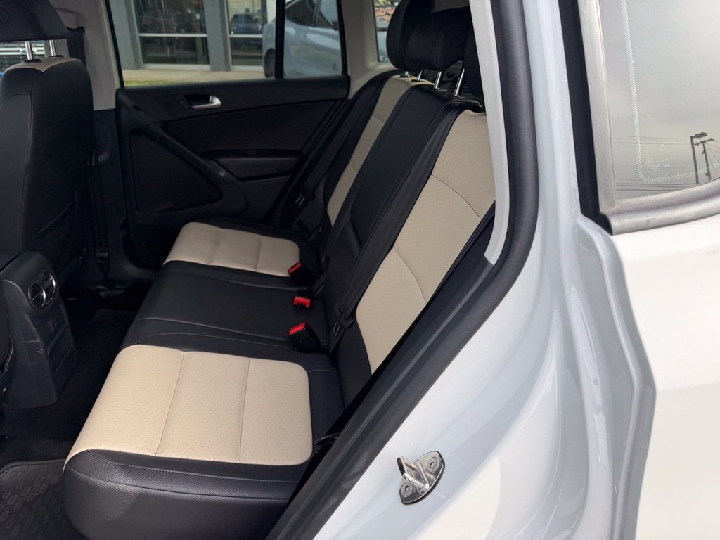Pre-Owned 2017 Volkswagen Tiguan 2.0T - photo - 8