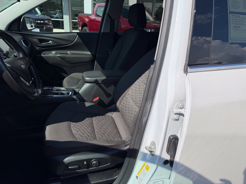 Pre-Owned 2020 Chevrolet Equinox LT - photo - 8