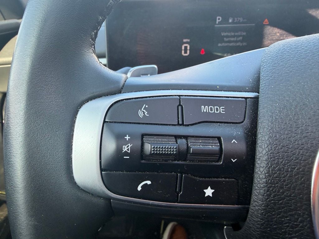 Pre-Owned 2025 Kia K5 GT - photo - 10