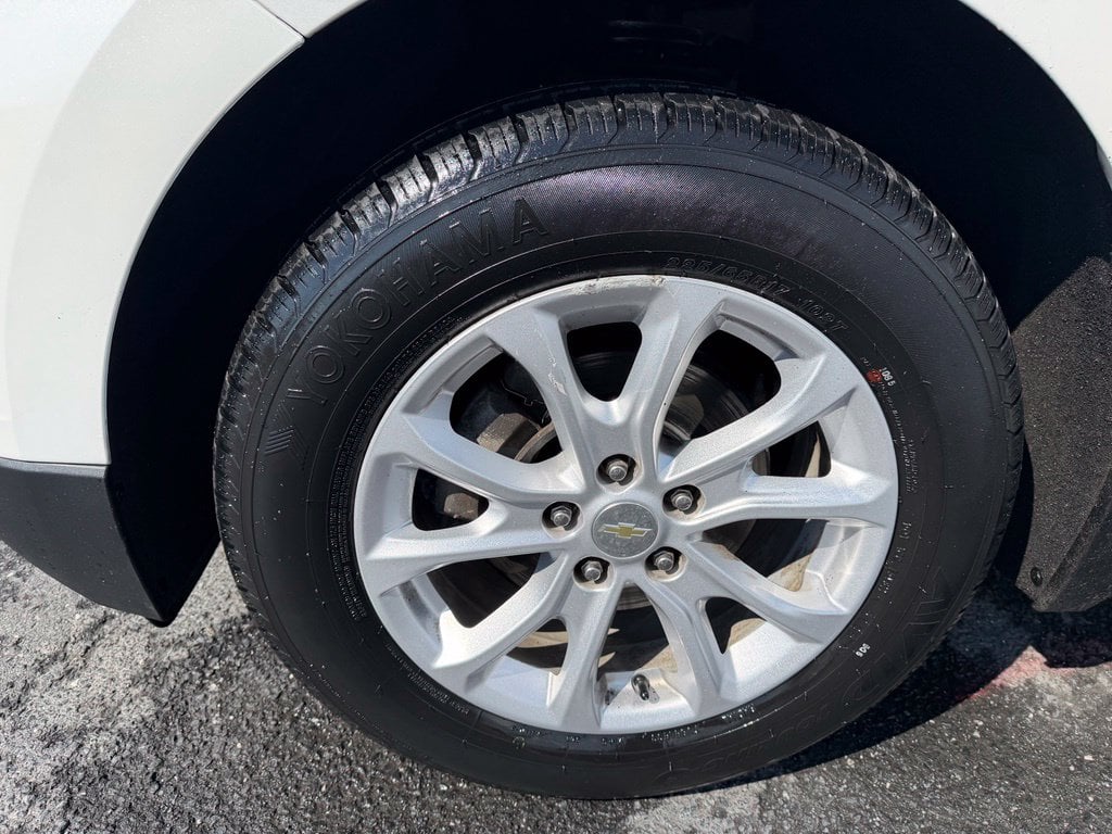 Pre-Owned 2020 Chevrolet Equinox LT - photo - 16