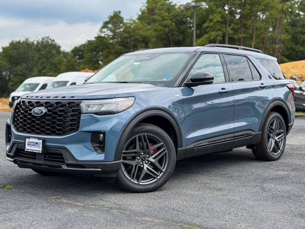 New 2026 Ford Explorer ST-Line - photo - 0