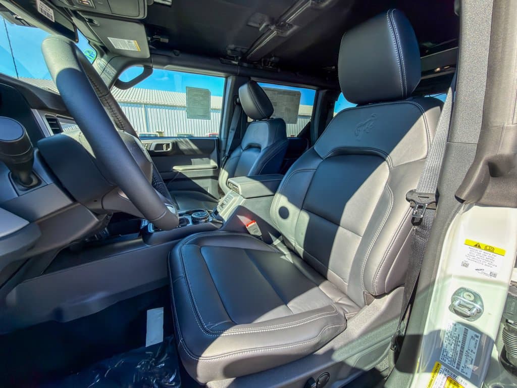 New 2026 Ford Bronco Outer Banks - photo - 5