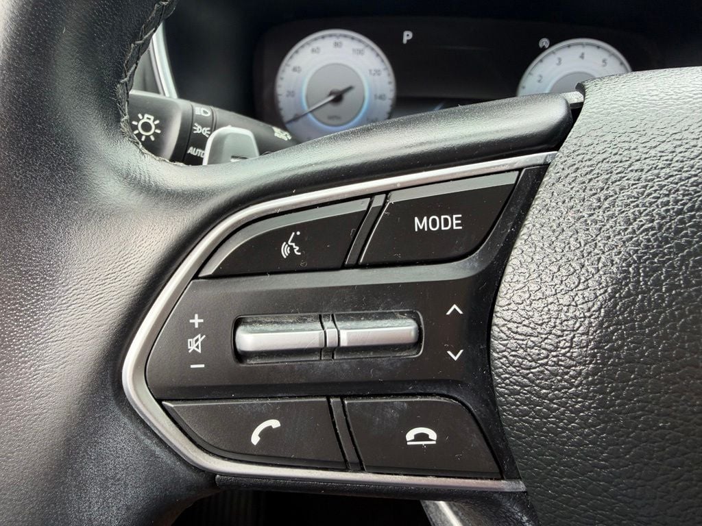 Pre-Owned 2022 Hyundai Santa Fe XRT - photo - 12