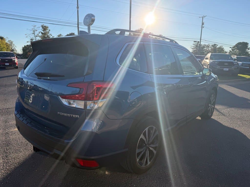 Pre-Owned 2023 Subaru Forester Limited - photo - 4
