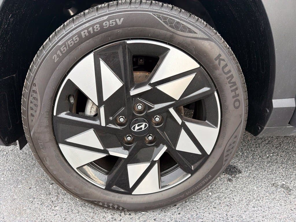 Pre-Owned 2024 Hyundai Kona SEL - photo - 17