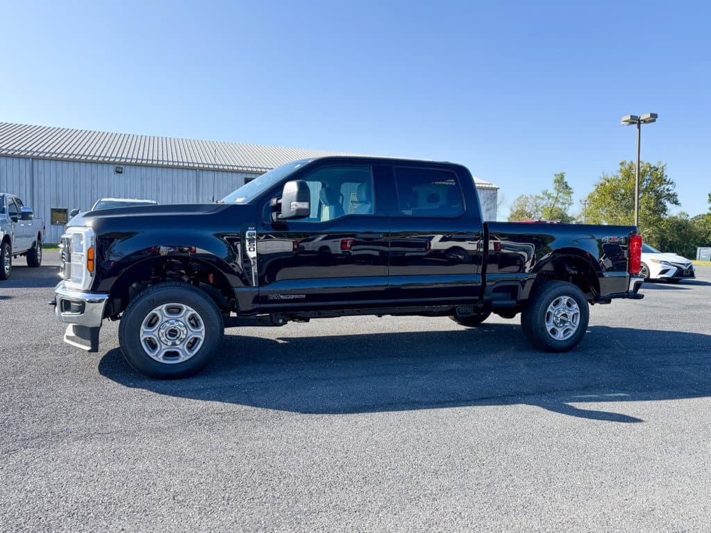 New 2026 Ford F-250SD XLT - photo - 2