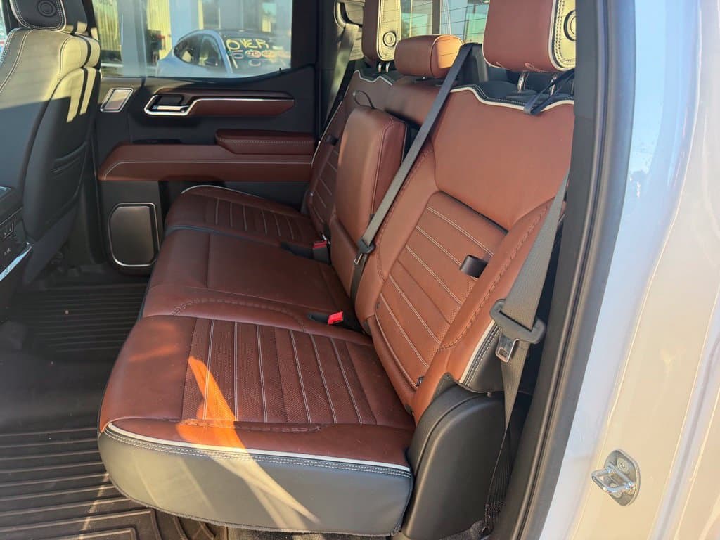 Pre-Owned 2024 GMC Sierra 1500 Denali Ultimate - photo - 10