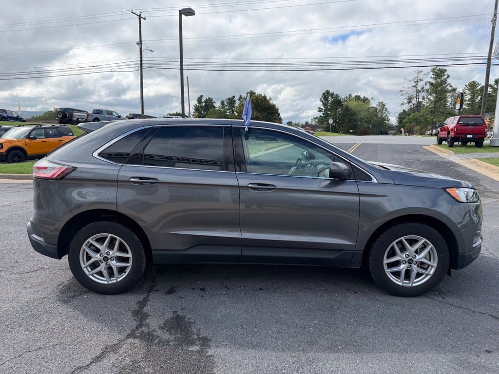 Pre-Owned 2024 Ford Edge SEL - photo - 5