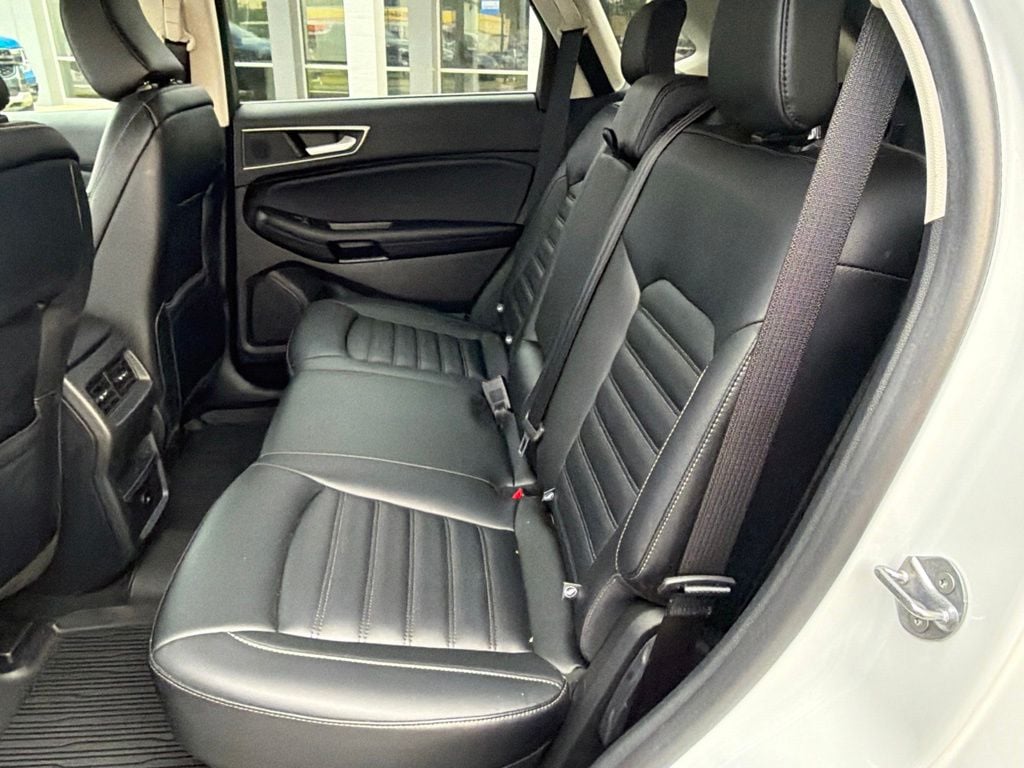 Pre-Owned 2022 Ford Edge SEL - photo - 15