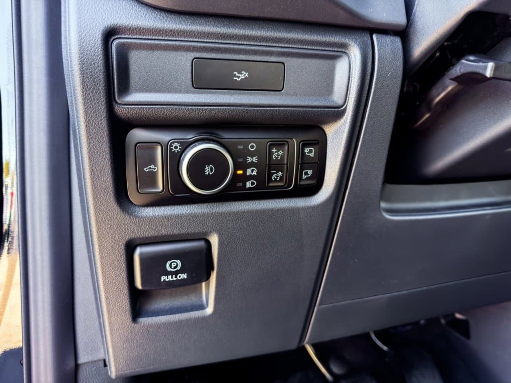 New 2026 Ford F-150 XLT - photo - 8
