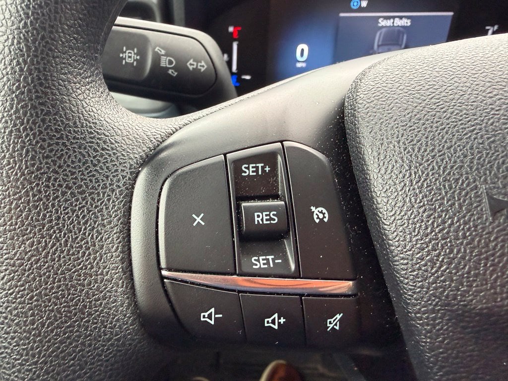 Pre-Owned 2025 Ford Maverick XL - photo - 12