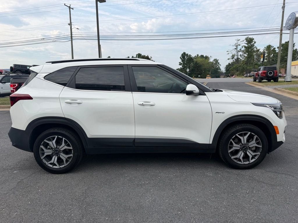 Pre-Owned 2021 Kia Seltos EX - photo - 5