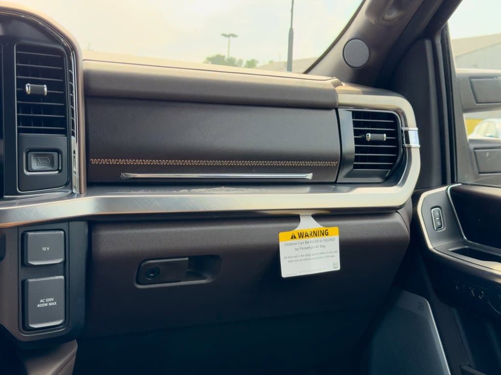 New 2026 Ford F-250SD King Ranch - photo - 12