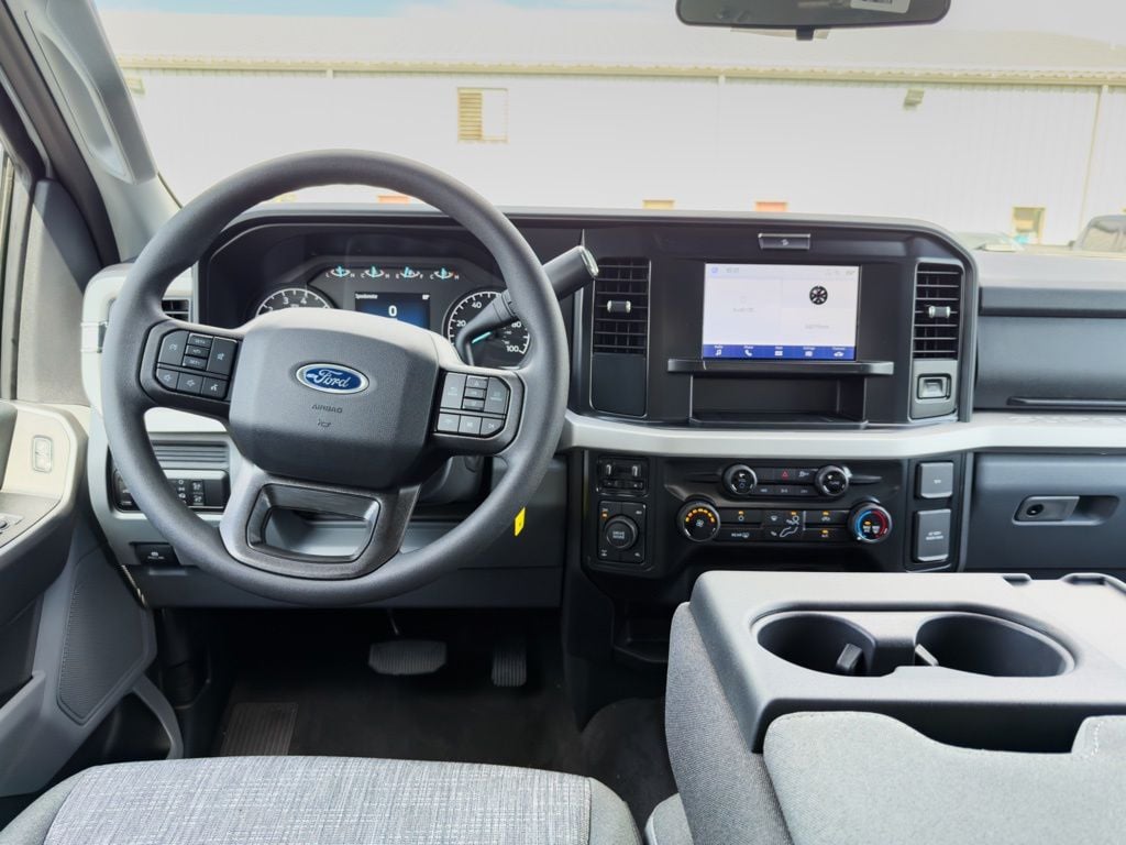 New 2026 Ford F-250SD XLT - photo - 13