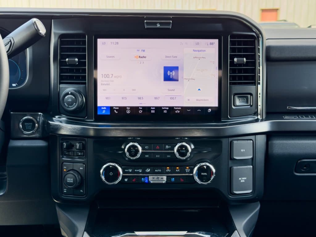 New 2026 Ford F-250SD Lariat - photo - 14