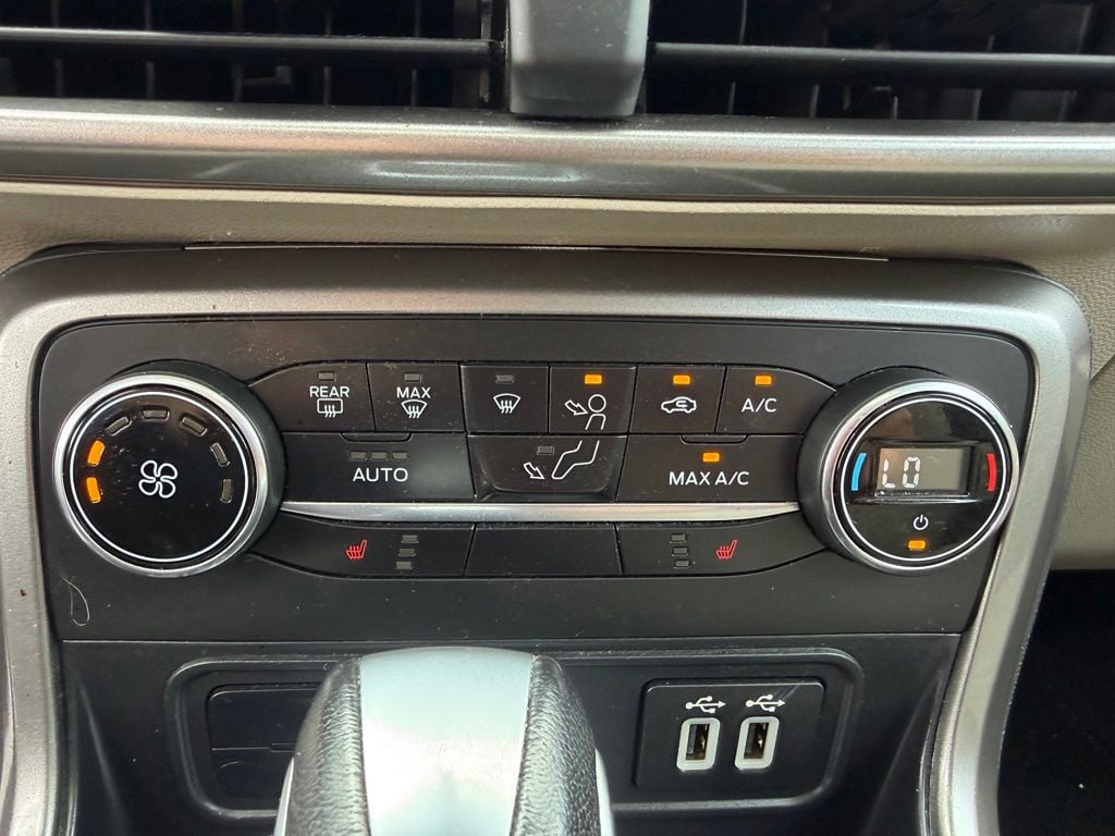 Pre-Owned 2021 Ford EcoSport SE - photo - 10