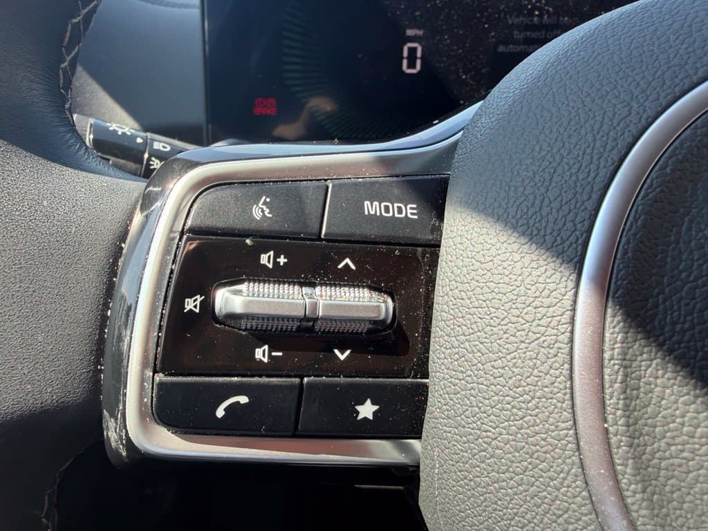 Pre-Owned 2025 Kia Sorento EX - photo - 12