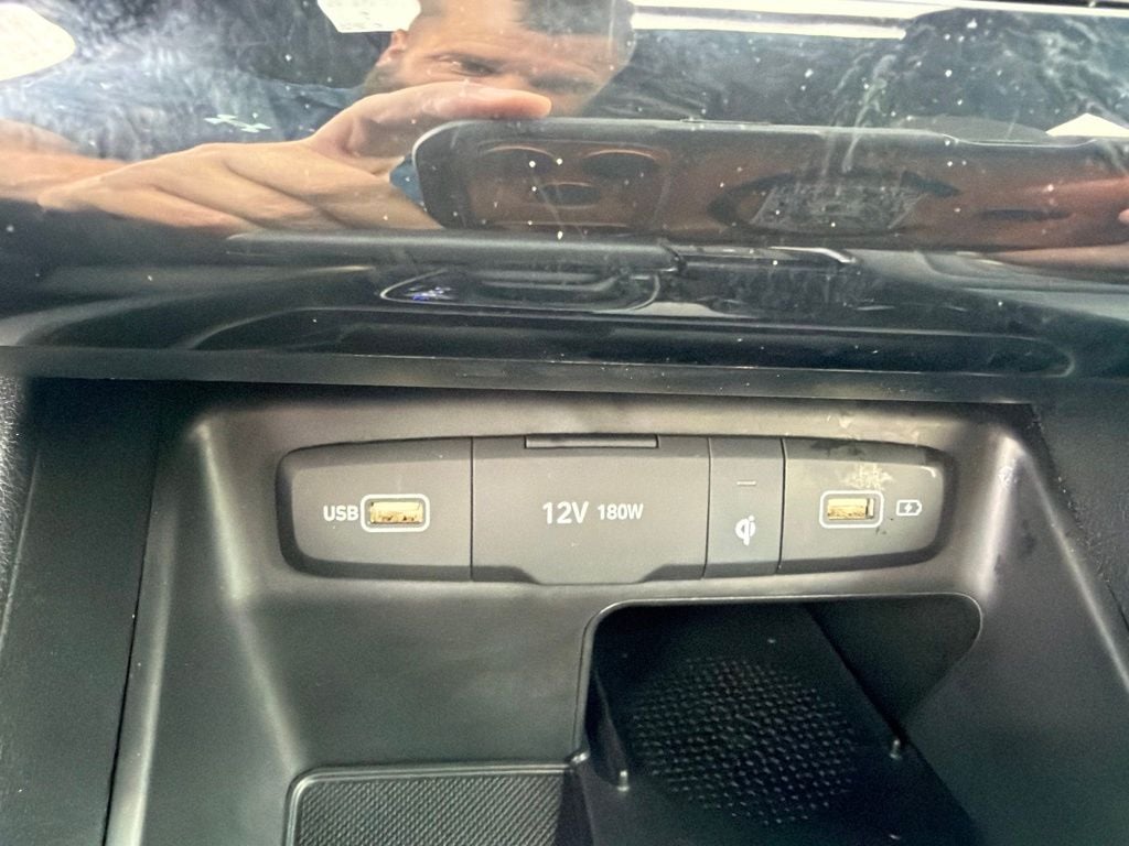 Pre-Owned 2022 Hyundai Santa Cruz SEL - photo - 12