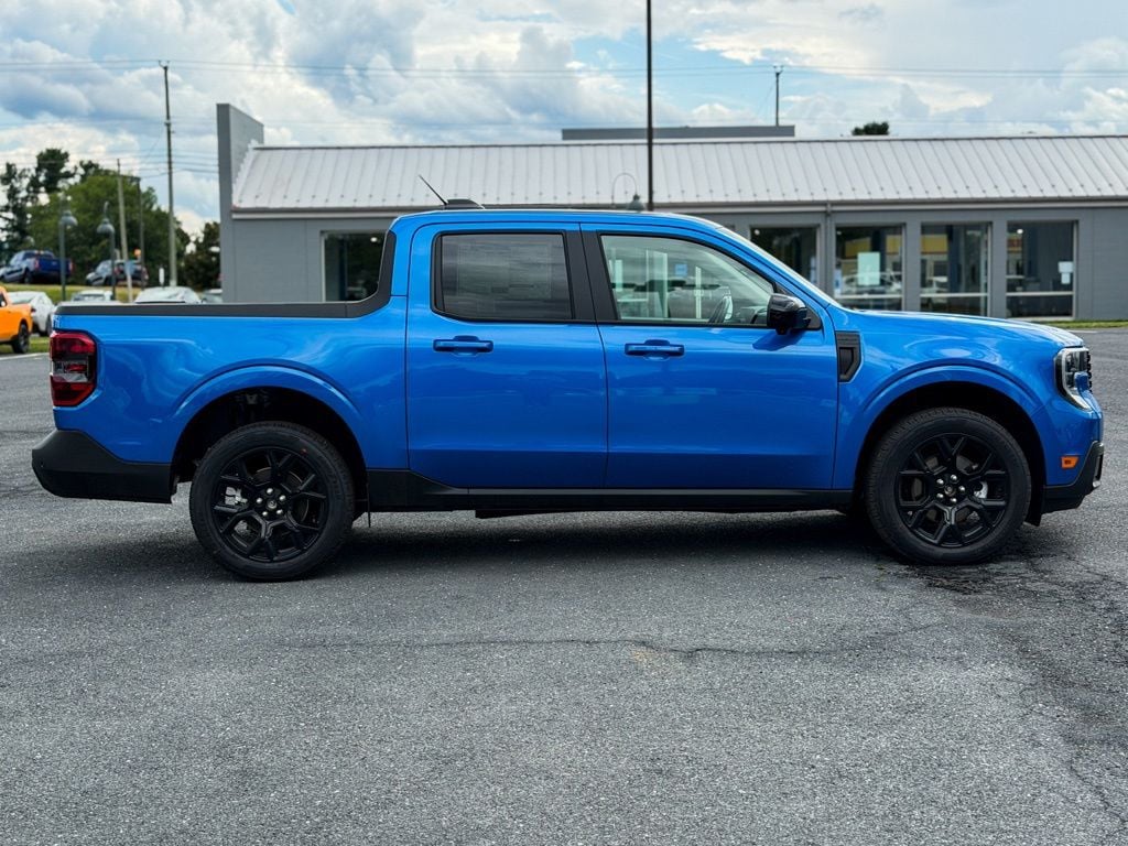 New 2026 Ford Maverick Lariat - photo - 3