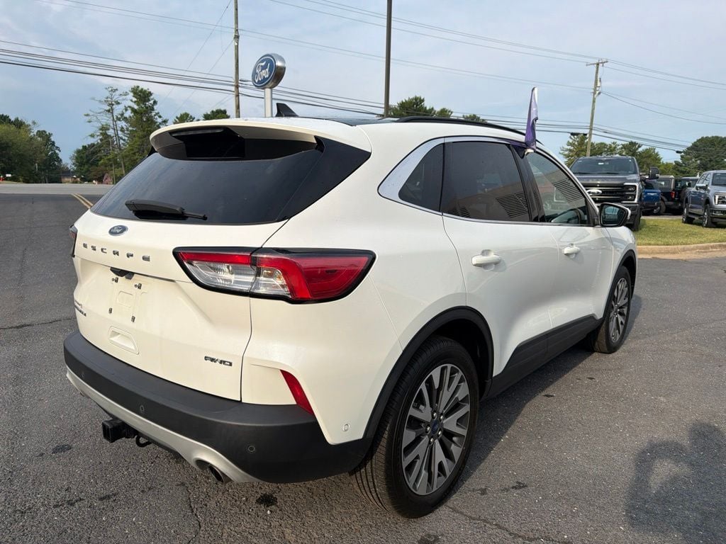 Pre-Owned 2020 Ford Escape Titanium - photo - 4