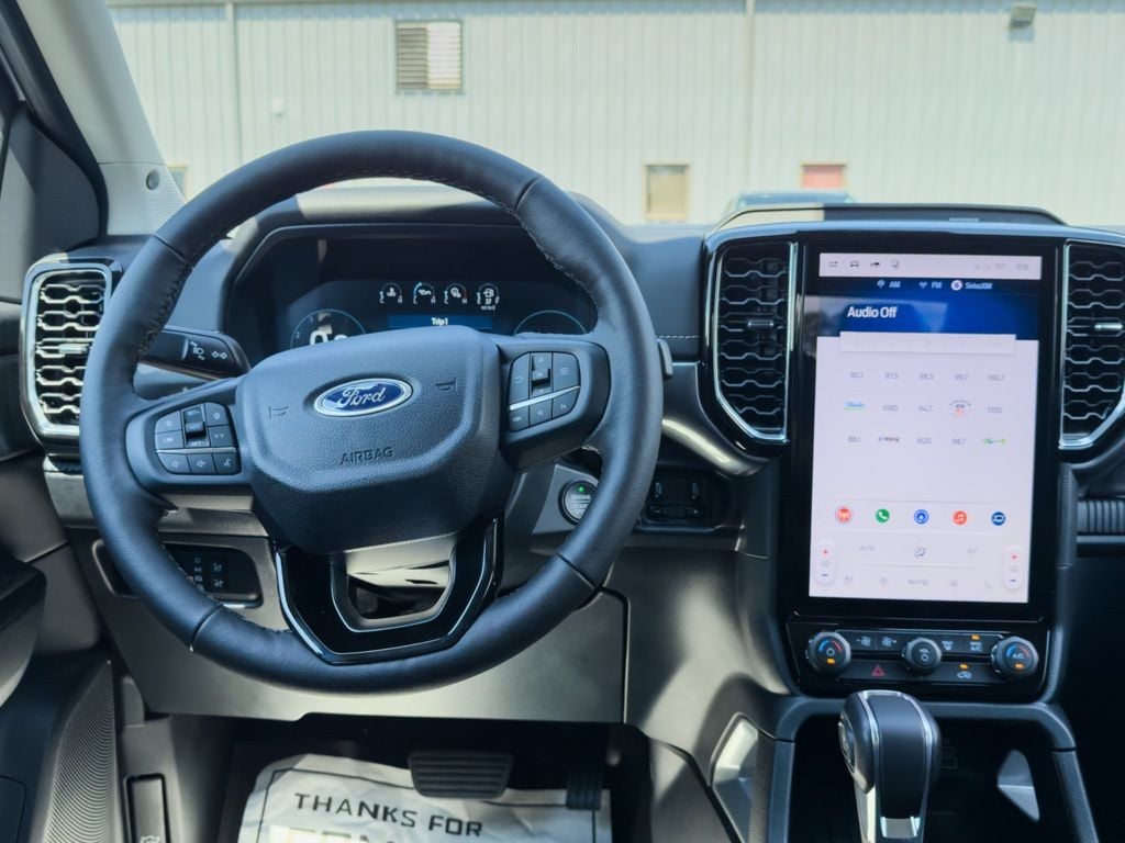 New 2026 Ford Ranger Lariat - photo - 9
