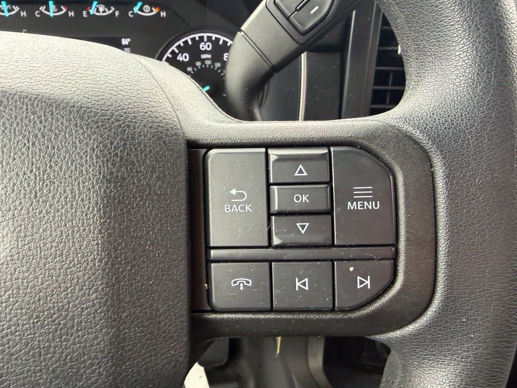 Pre-Owned 2023 Ford F-150 XL - photo - 12