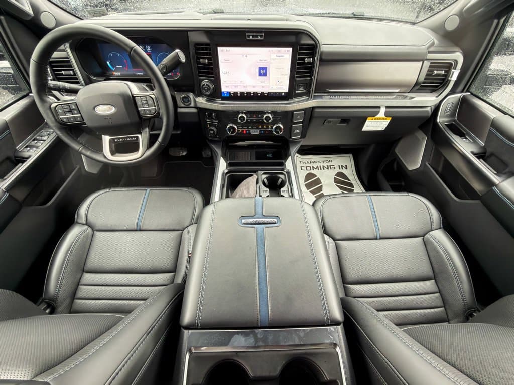 New 2026 Ford F-250SD Platinum - photo - 14